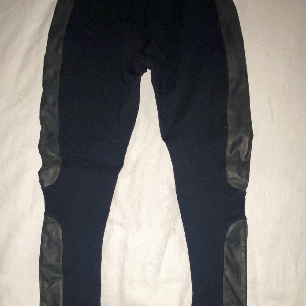 SPANX Women's Faux Leather Panel Ponte Leggings Pants Black Stretch Size Small